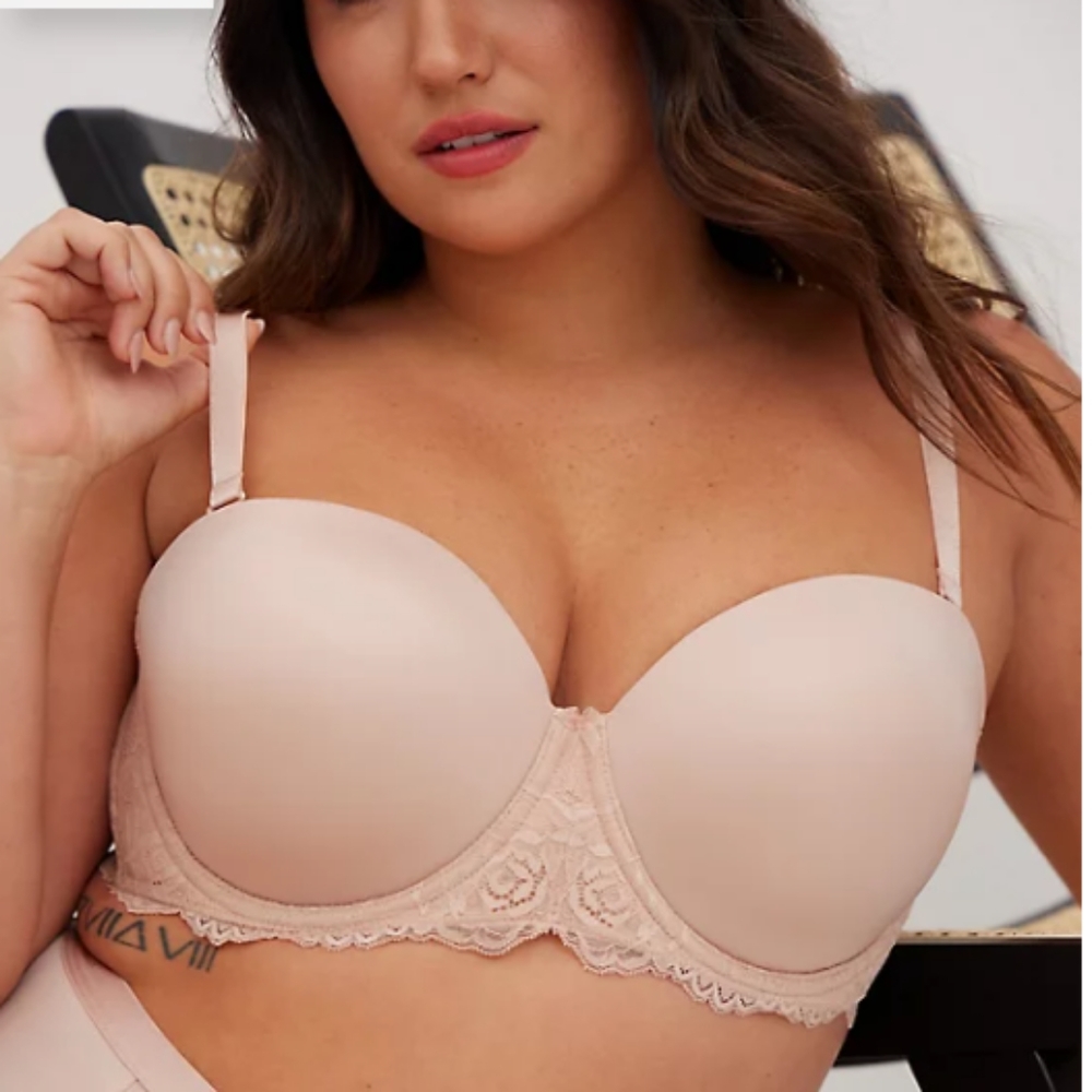 Lightly line strapless beige bra